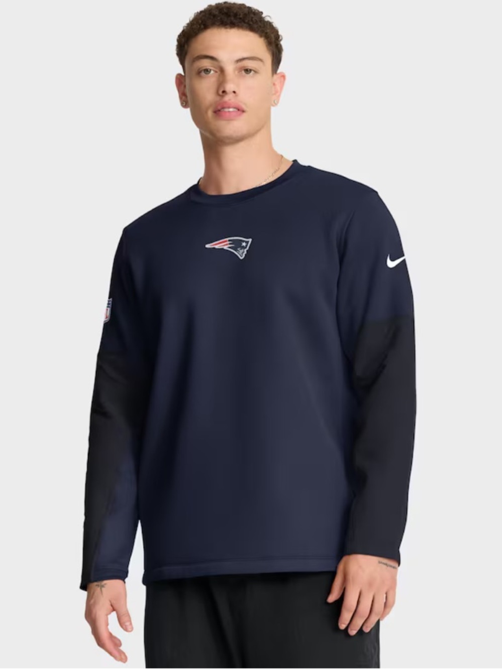Nike New England Patriots Therma-FIT Long Sleeve T-Shirt